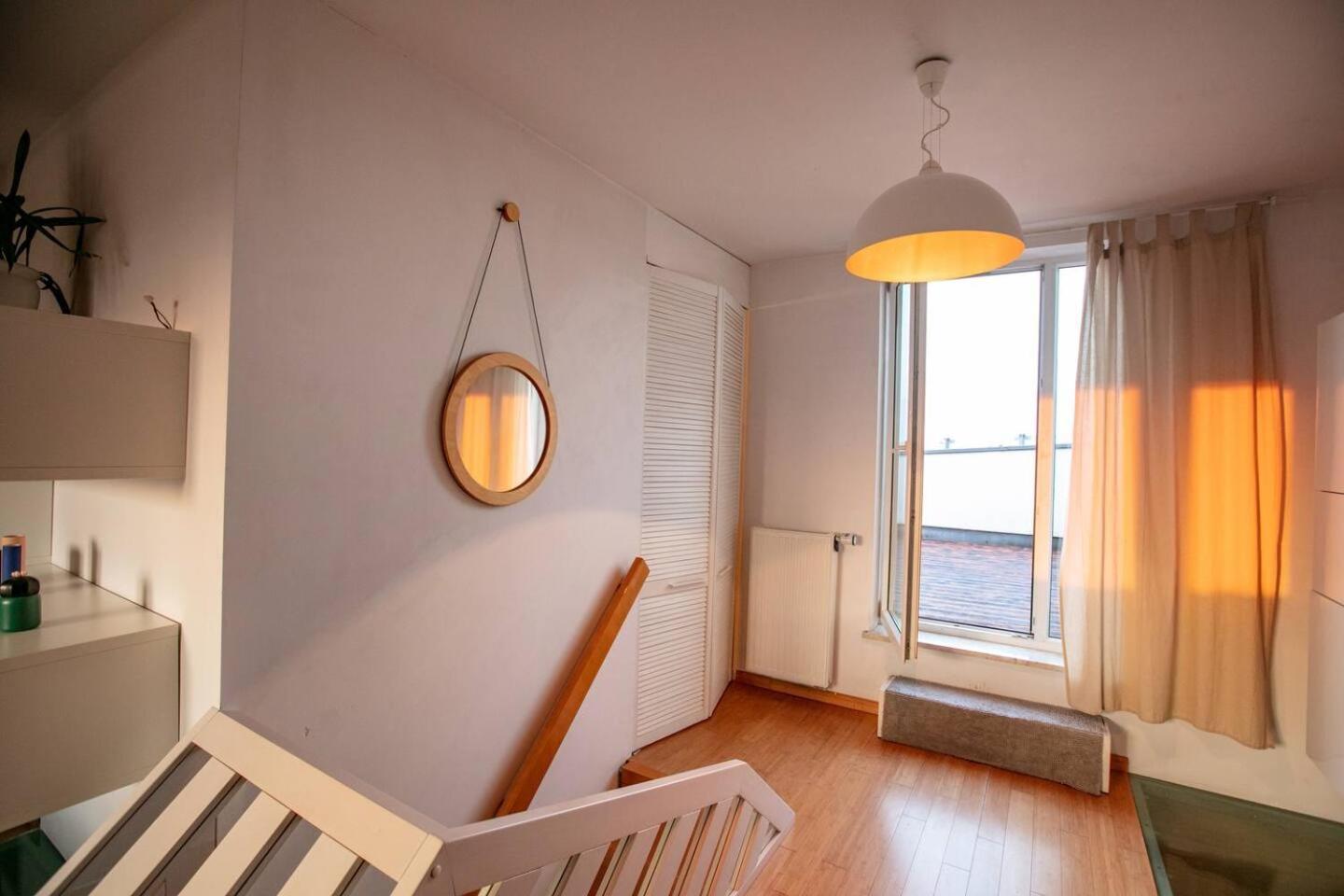 Dwupoziomowy, Rodzinny Apartament. Ochrona, Garaz. Варшава Екстериор снимка